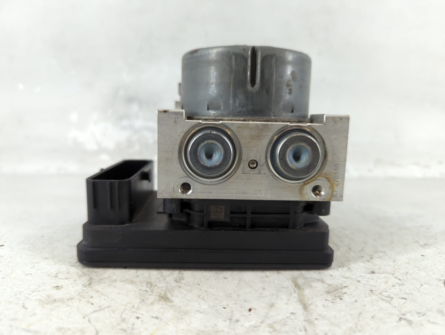 2018-2019 Chevrolet Equinox ABS Pump Control Module Replacement P/N:84560131 Fits Fits 2018 2019 2020 2021 OEM Used Auto Par