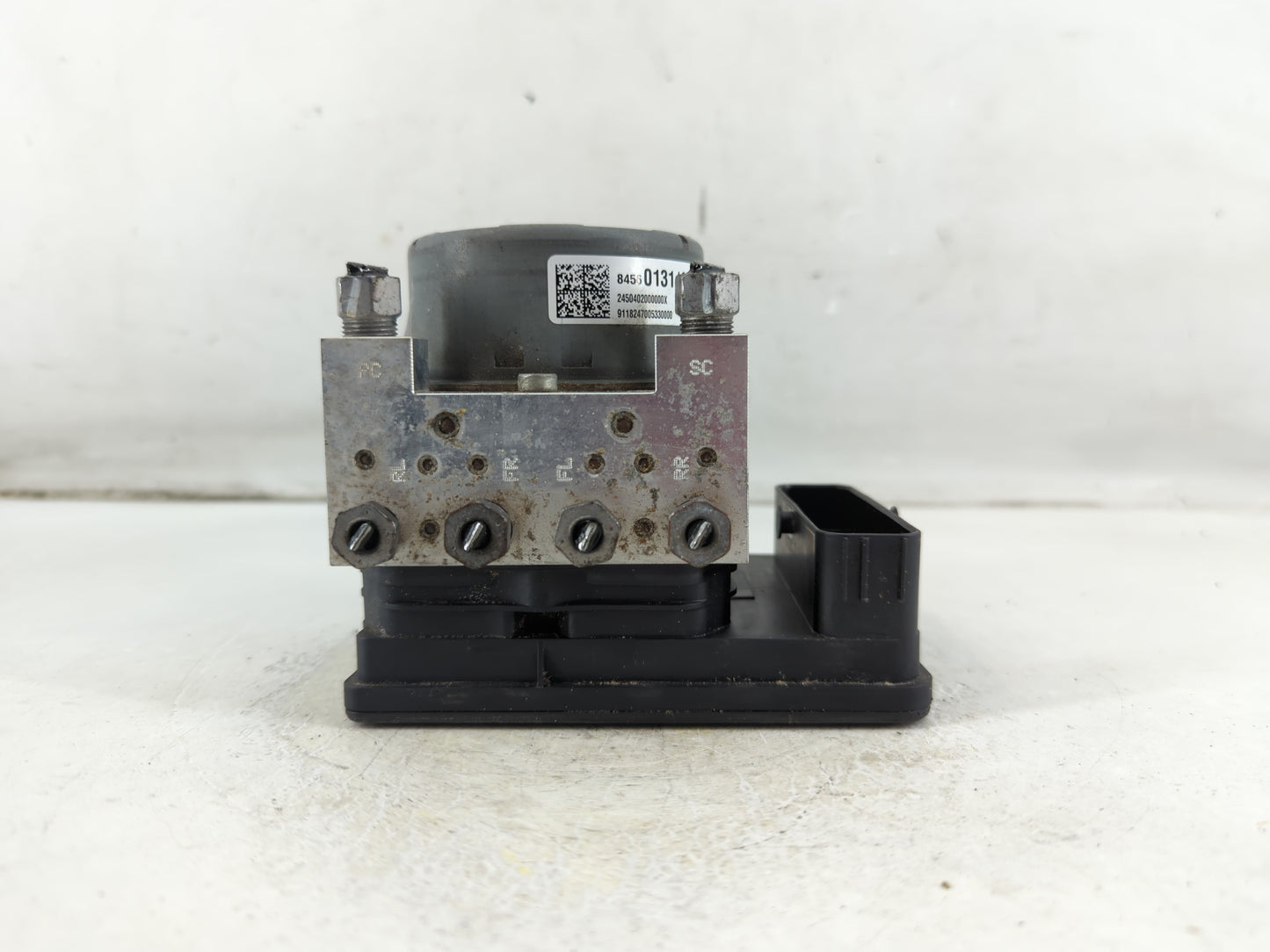 2018-2019 Chevrolet Equinox ABS Pump Control Module Replacement P/N:84560131 Fits Fits 2018 2019 2020 2021 OEM Used Auto Par