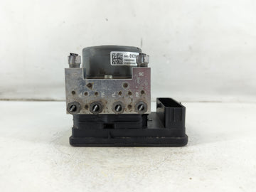 2018-2019 Chevrolet Equinox ABS Pump Control Module Replacement P/N:84560131 Fits Fits 2018 2019 2020 2021 OEM Used Auto Par