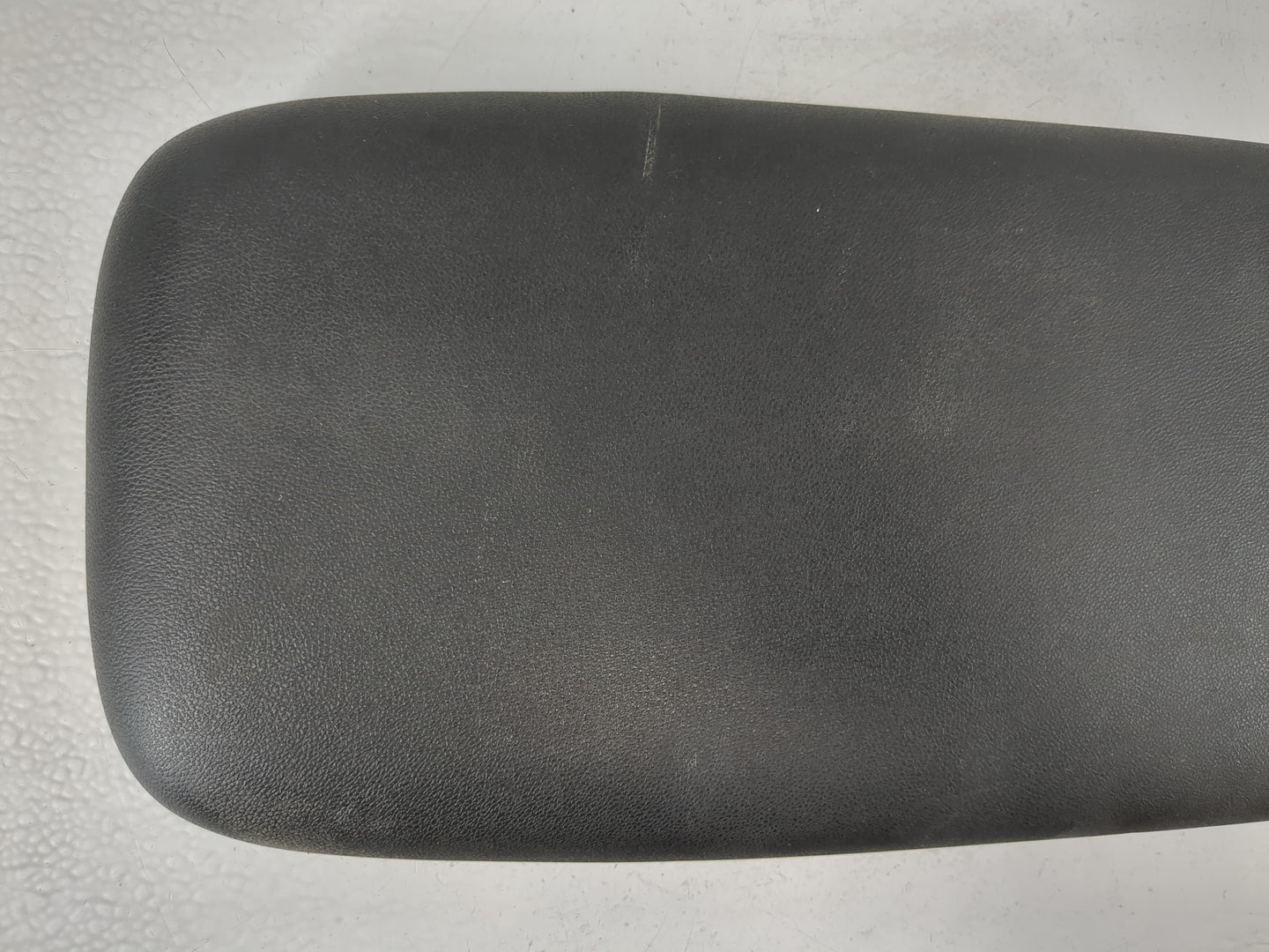 2018-2022 Chevrolet Equinox Center Console Armrest Cover Lid Fits Fits 2018 2019 2020 2021 2022 OEM Used Auto Parts - Oemuse