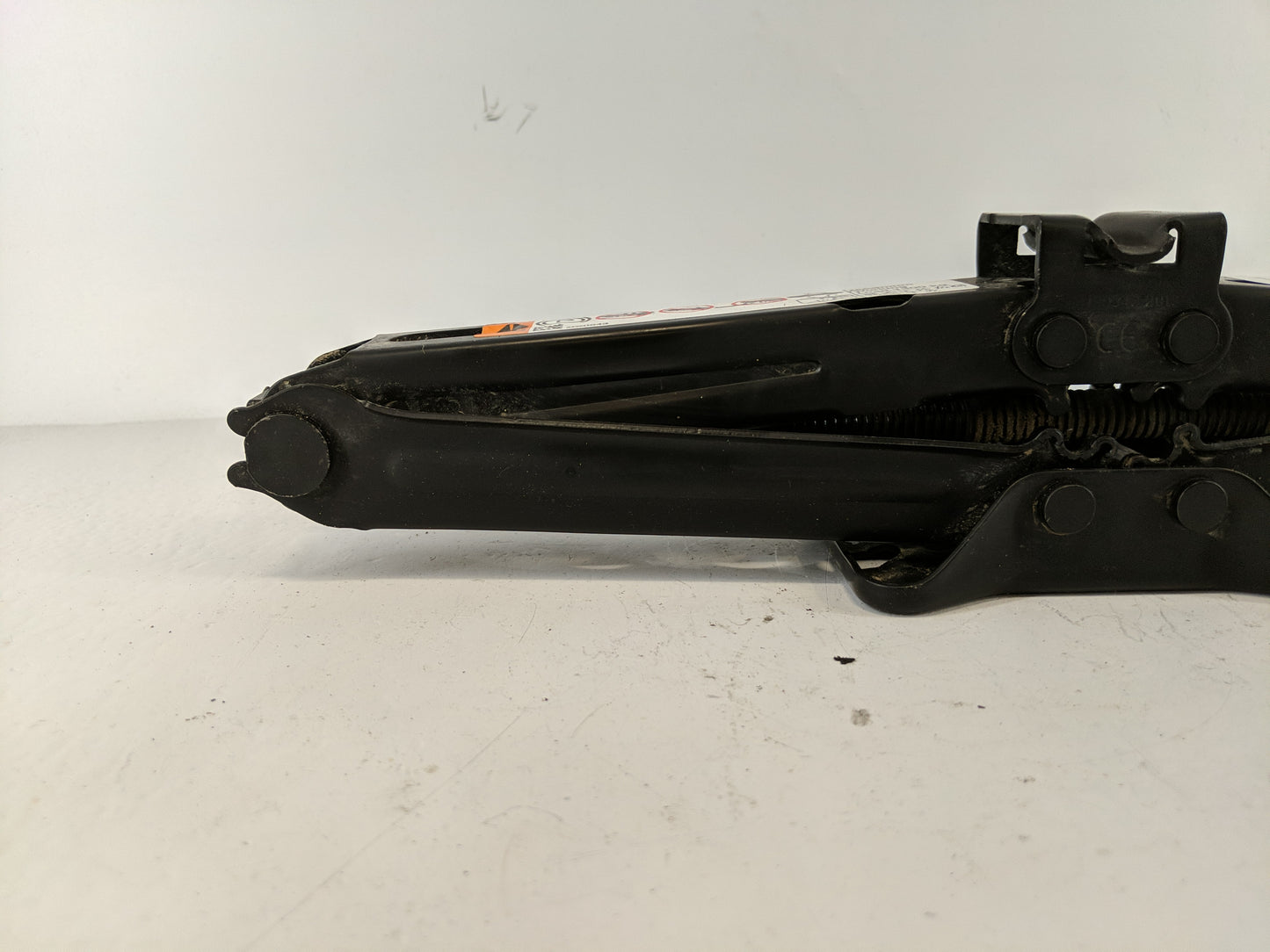 2019 Chevrolet Equinox Spare Scissor Car Jack 1100901 - Oemusedautoparts1.com