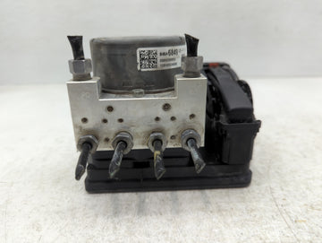 2018-2019 Chevrolet Equinox ABS Pump Control Module Replacement P/N:84646849 Fits Fits 2018 2019 2020 2021 OEM Used Auto Par