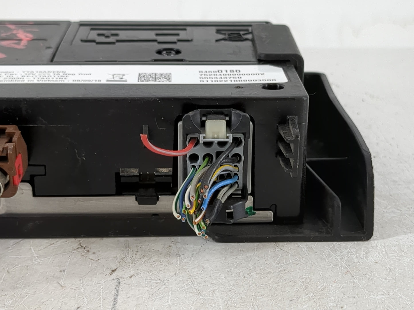 2019-2020 Chevrolet Equinox Chassis Control Module Ccm Bcm Body Control - Oemusedautoparts1.com