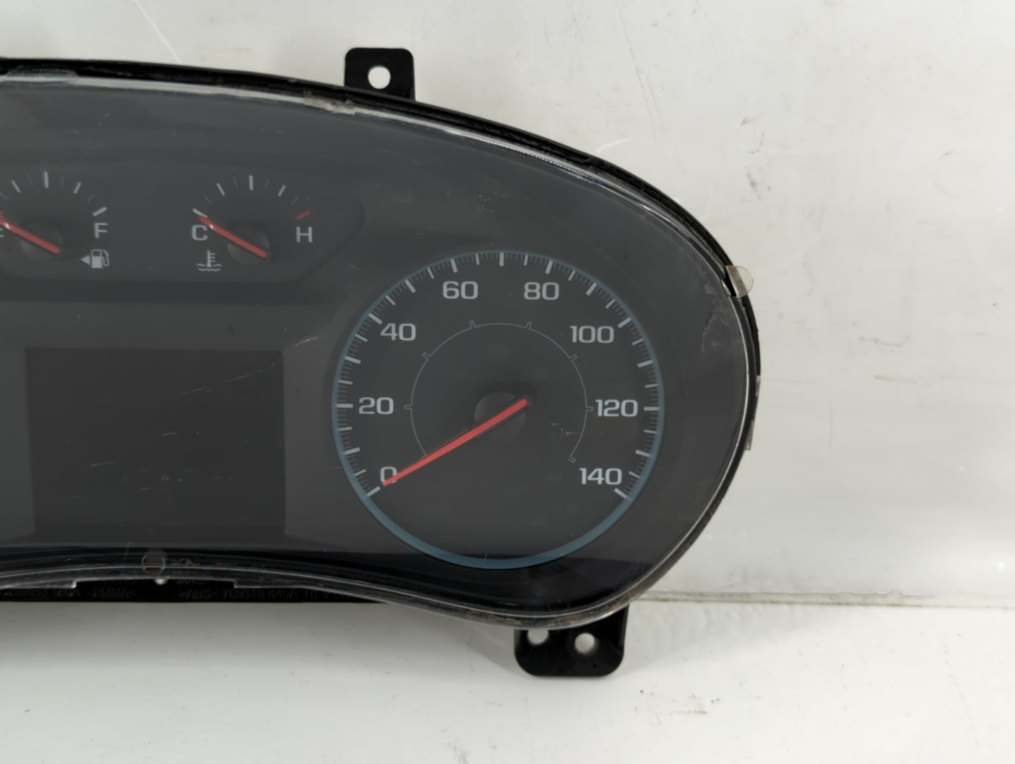 2019 Chevrolet Equinox Instrument Cluster Speedometer Gauges P/N:84528861 Fits OEM Used Auto Parts - Oemusedautoparts1.com