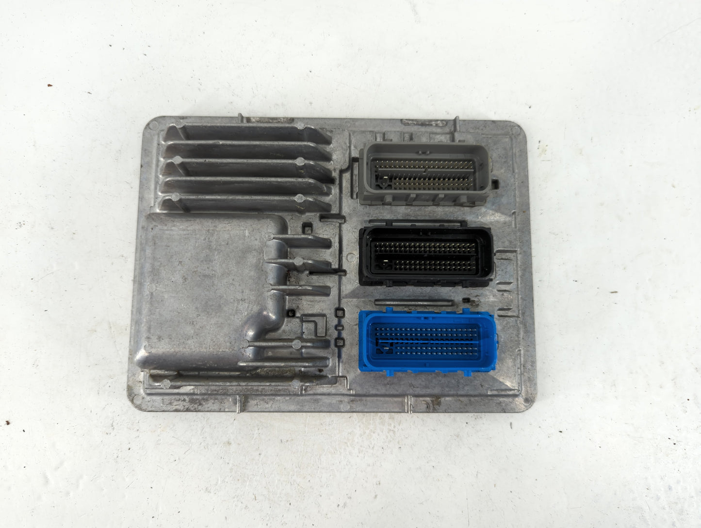 2018-2020 Chevrolet Equinox PCM Engine Control Computer ECU ECM PCU OEM P/N:12697838 Fits Fits 2017 2018 2019 2020 2021 2022