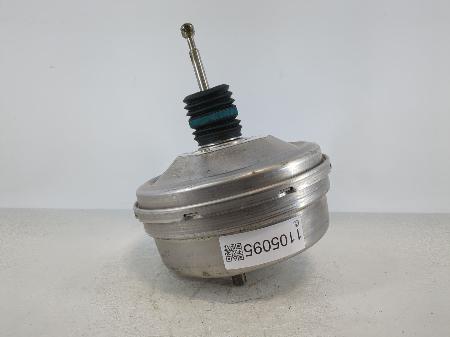 2018-2022 Chevrolet Equinox Power Brake Booster Oem 1105095 - Oemusedautoparts1.com