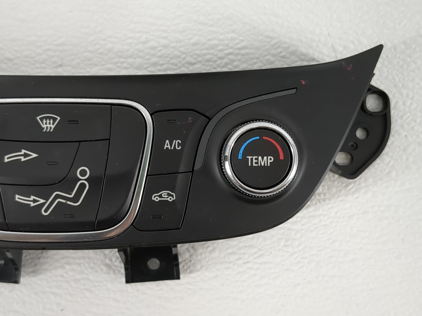 2019-2021 Chevrolet Equinox Climate Control Module Temperature AC/Heater Replacement P/N:84422503 Fits Fits 2019 2020 2021 O