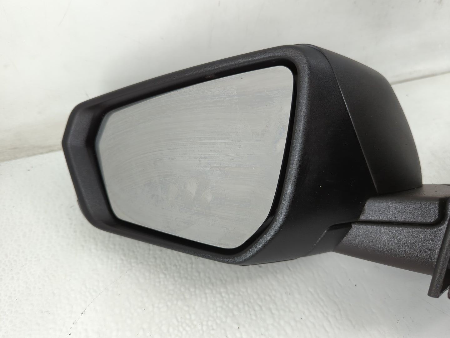 2018-2022 Chevrolet Equinox Driver Side View Mirror - Left Door Mirror OEM Used - Oemusedautoparts1.com