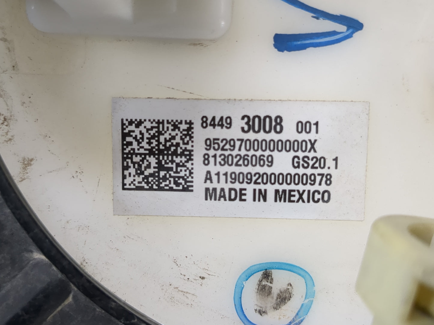 2018-2019 Chevrolet Equinox Electrical Gas Fuel Pump Assembly - Oemusedautoparts1.com