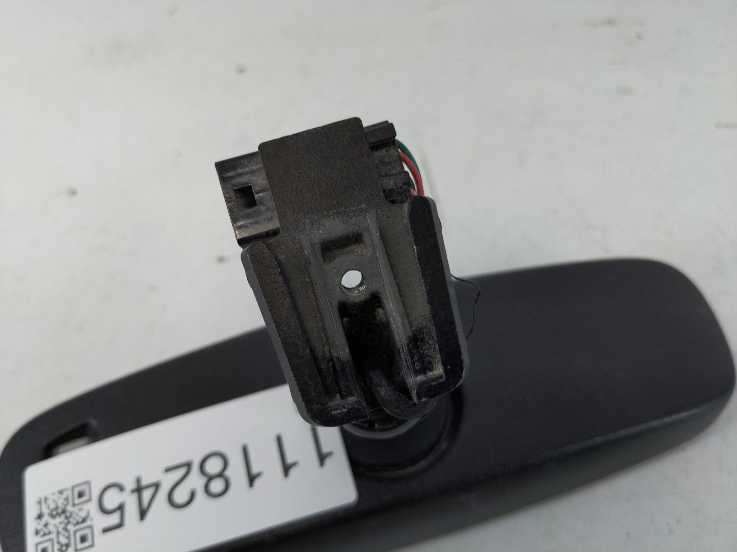 2018-2022 Chevrolet Equinox Interior Rear View Mirror Replacement OEM P/N:E11026140 Fits OEM Used Auto Parts - Oemusedautopa