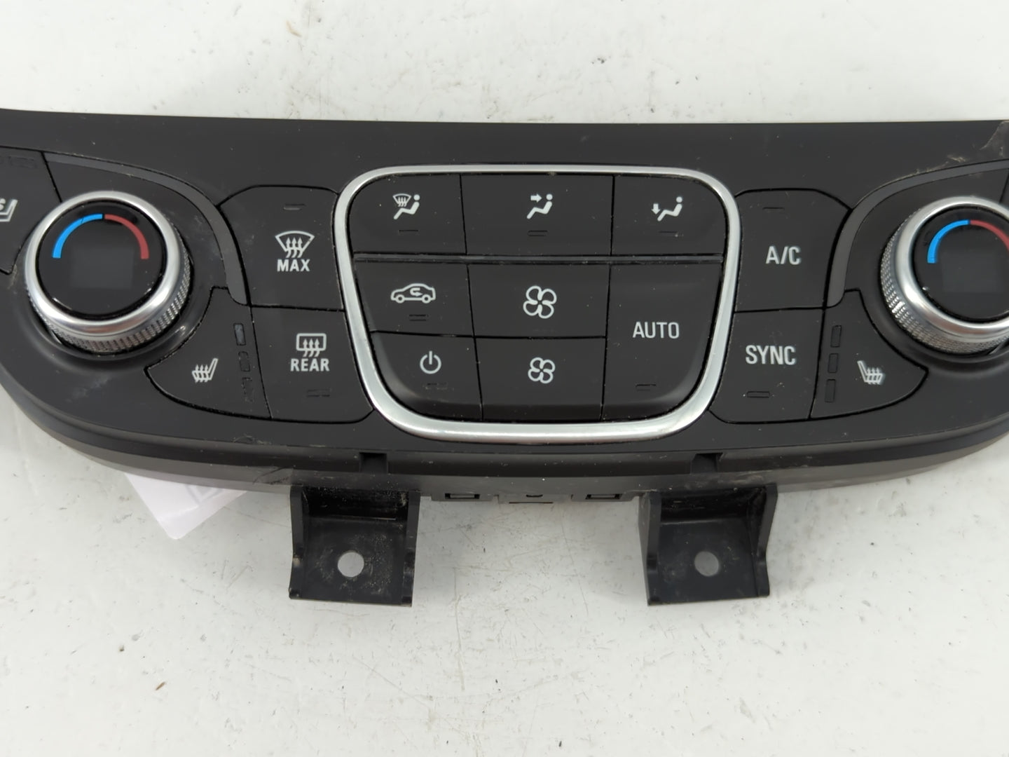 2018-2019 Chevrolet Equinox Climate Control Module Temperature AC/Heater Replacement P/N:84422507 Fits Fits 2018 2019 OEM Us