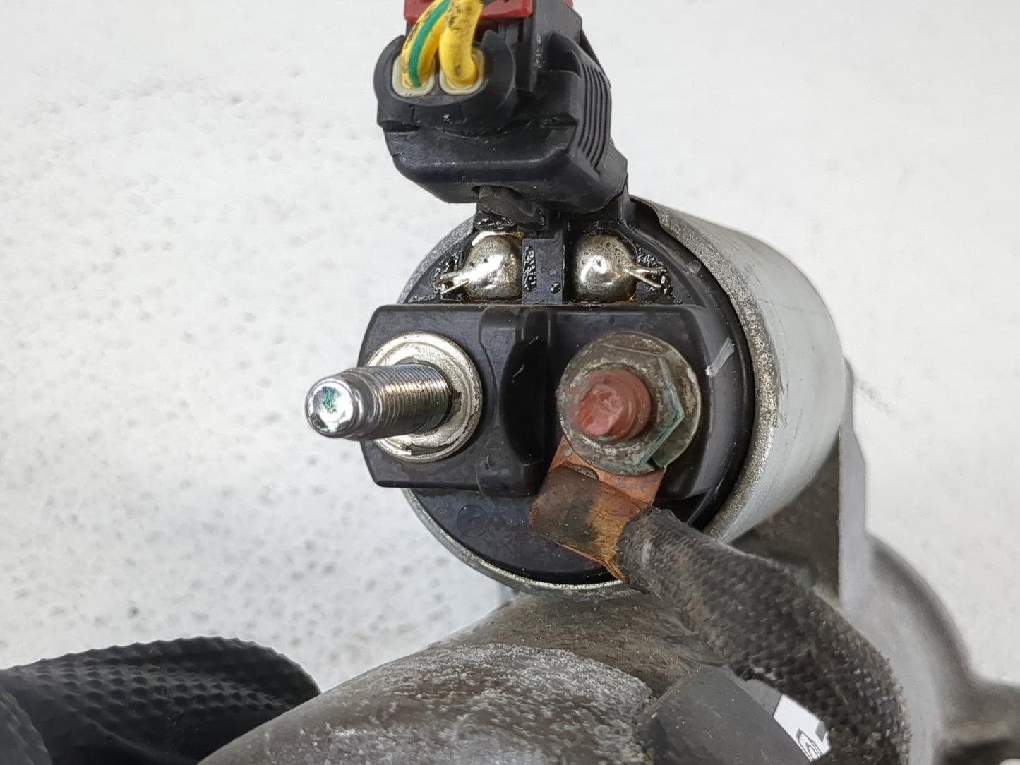 2018-2022 Chevrolet Equinox Car Starter Motor Solenoid OEM P/N:12680615 Fits Fits 2017 2018 2019 2020 2021 2022 OEM Used Aut