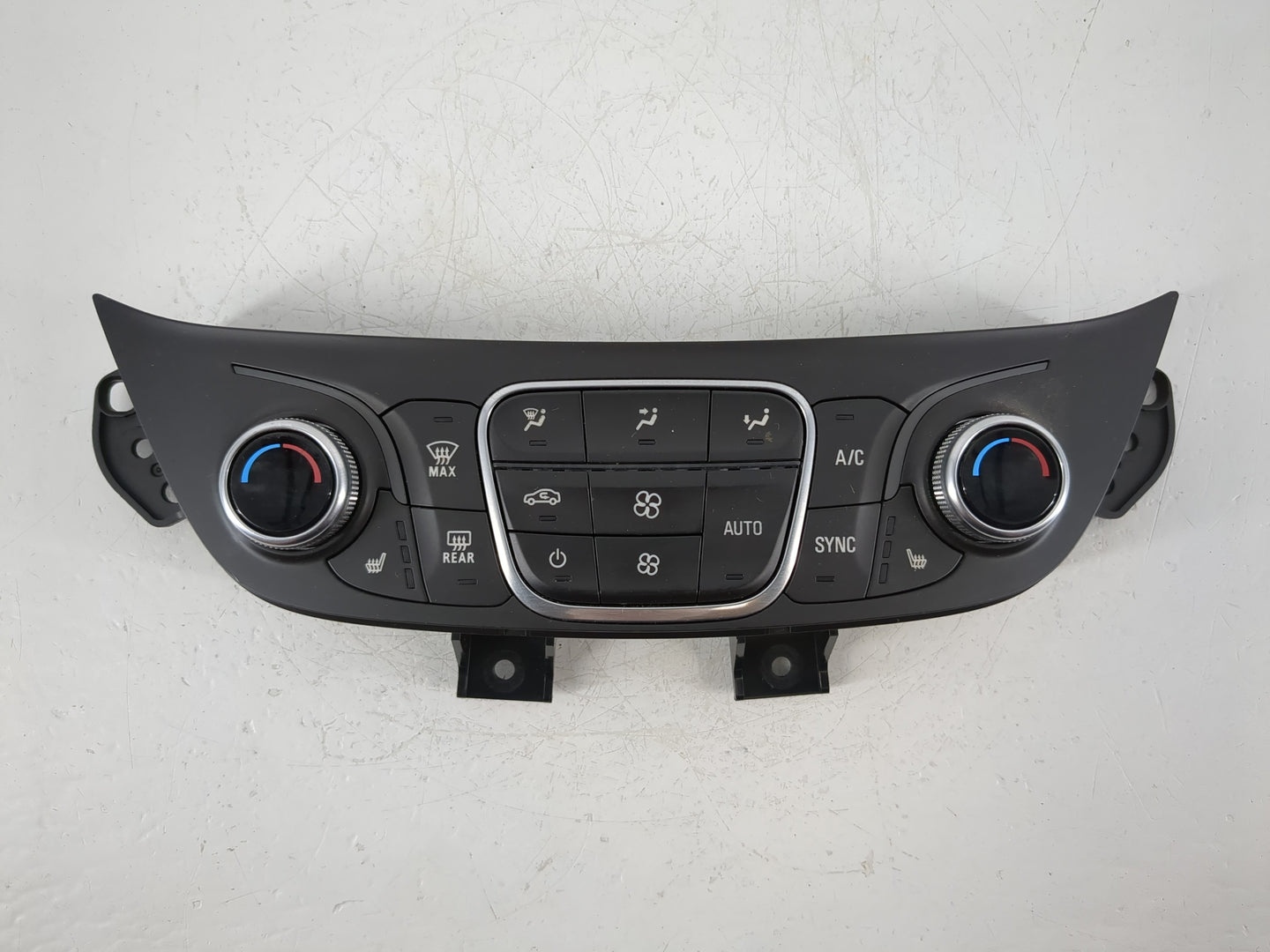 2018-2019 Chevrolet Equinox Climate Control Module Temperature AC/Heater Replacement P/N:84422506 Fits Fits 2018 2019 OEM Us