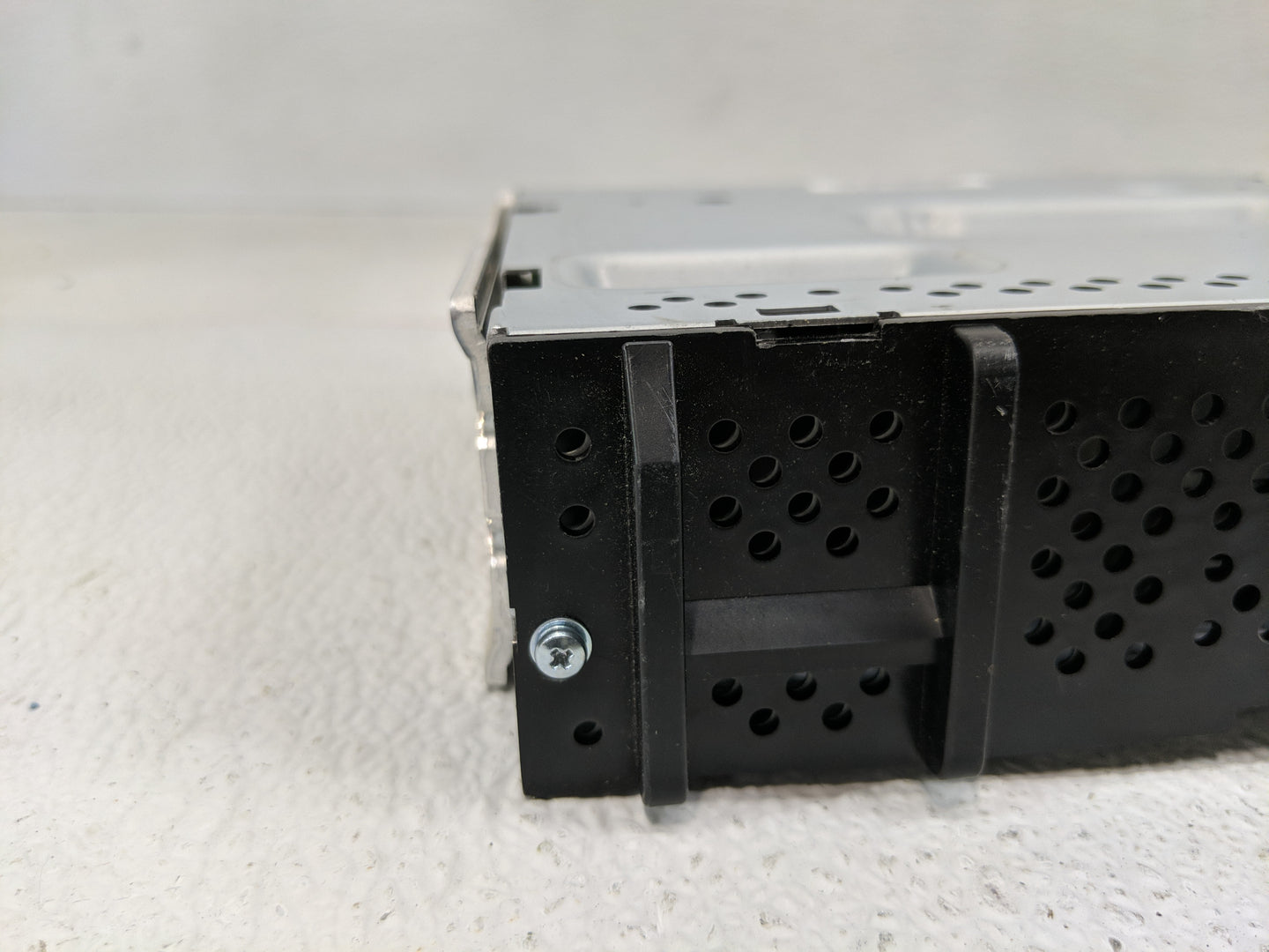 2019 Chevrolet Equinox Radio AM FM Cd Player Receiver Replacement P/N:84479964 Fits Fits 2020 2021 OEM Used Auto Parts - Oem