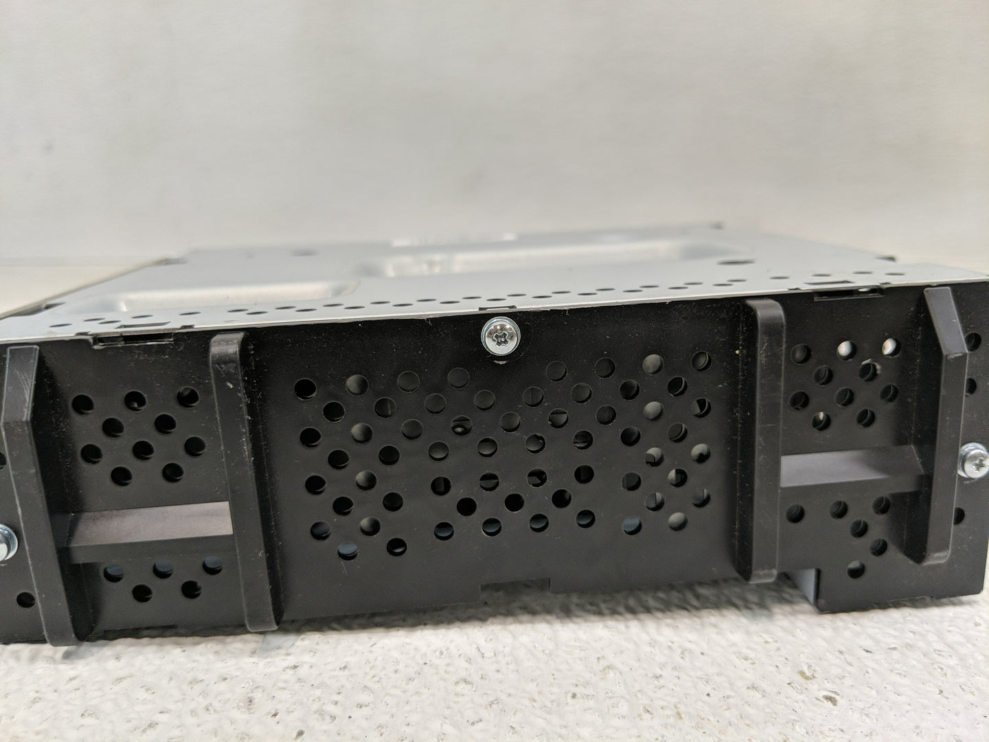 2019 Chevrolet Equinox Radio AM FM Cd Player Receiver Replacement P/N:84479964 Fits Fits 2020 2021 OEM Used Auto Parts - Oem