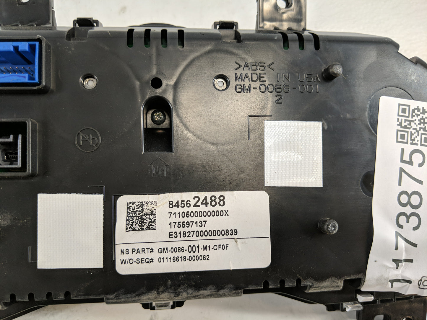 2019 Chevrolet Equinox Instrument Cluster Speedometer Gauges P/N:84562488 Fits OEM Used Auto Parts - Oemusedautoparts1.com