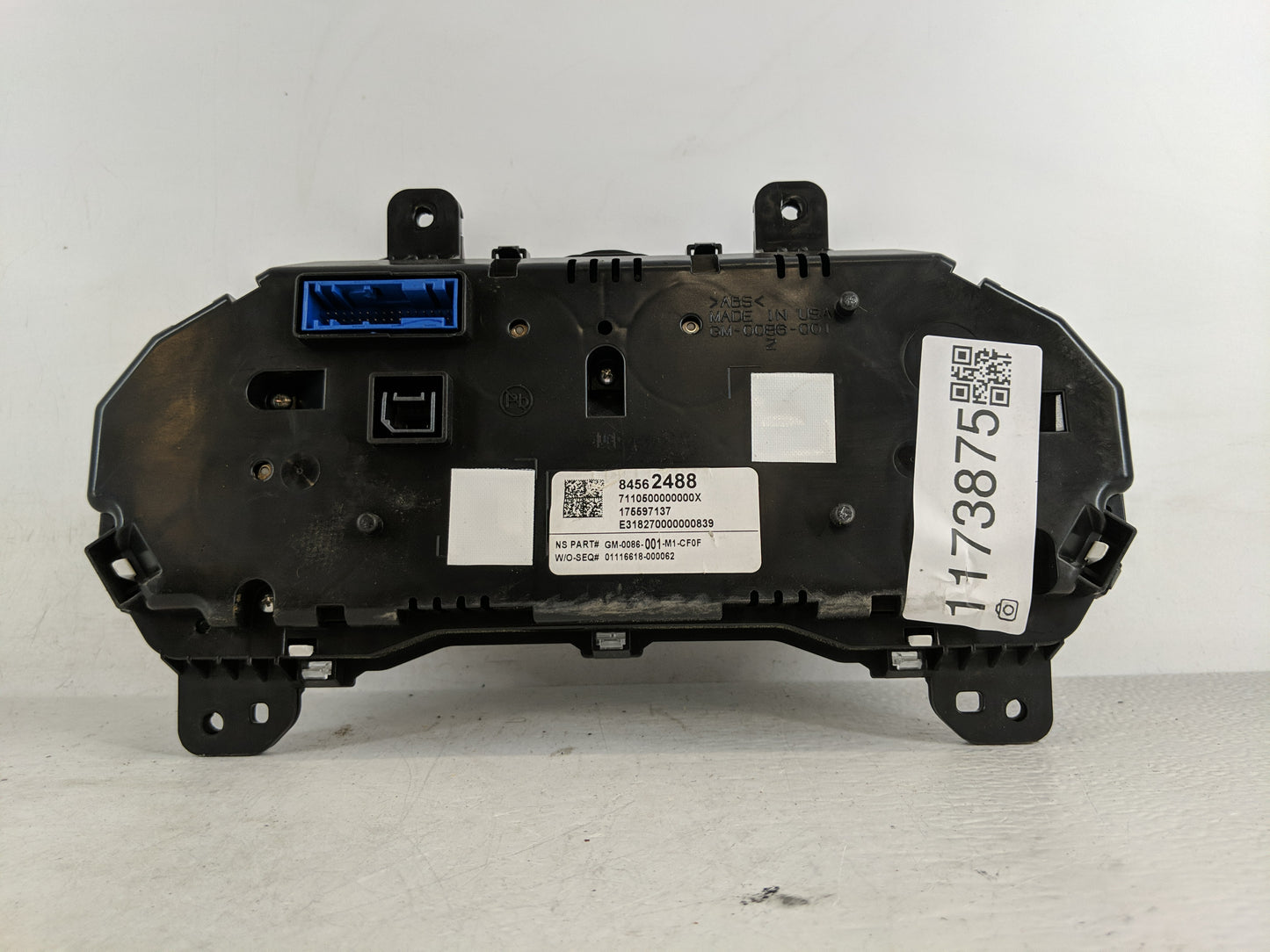 2019 Chevrolet Equinox Instrument Cluster Speedometer Gauges P/N:84562488 Fits OEM Used Auto Parts - Oemusedautoparts1.com