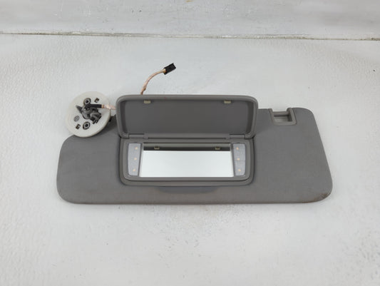 2018-2019 Chevrolet Equinox Sun Visor Shade Replacement Passenger Right Mirror Fits Fits 2018 2019 OEM Used Auto Parts - Oem