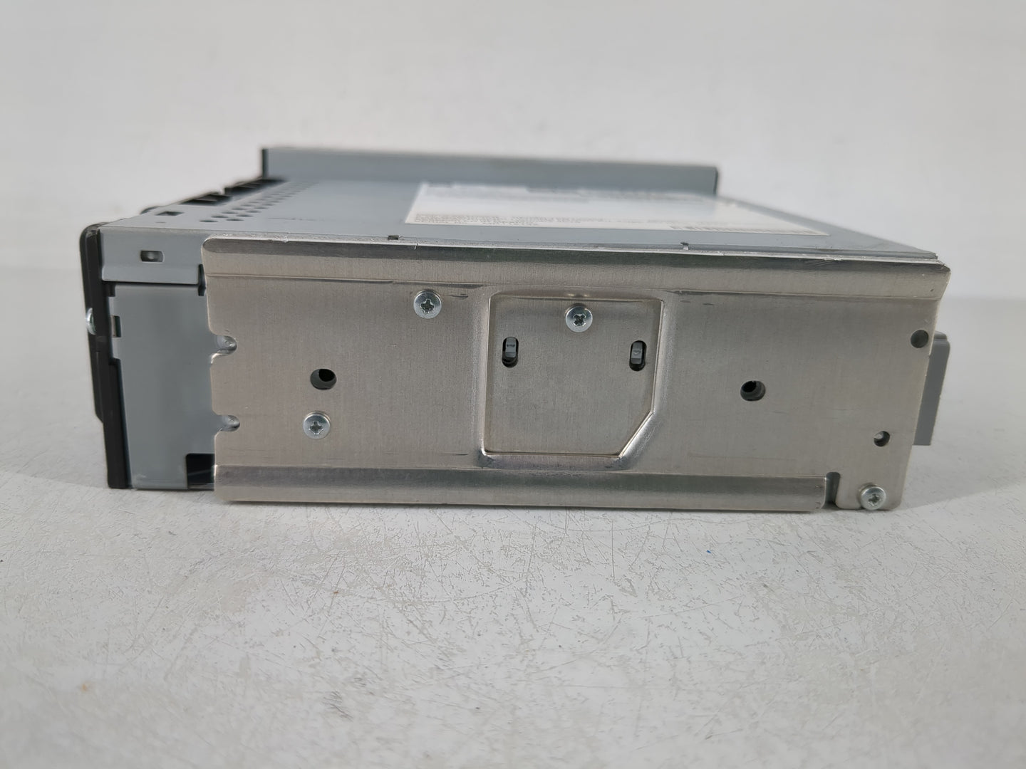 2019 Chevrolet Equinox Radio AM FM Cd Player Receiver Replacement P/N:84667778 Fits Fits 2020 2021 OEM Used Auto Parts - Oem