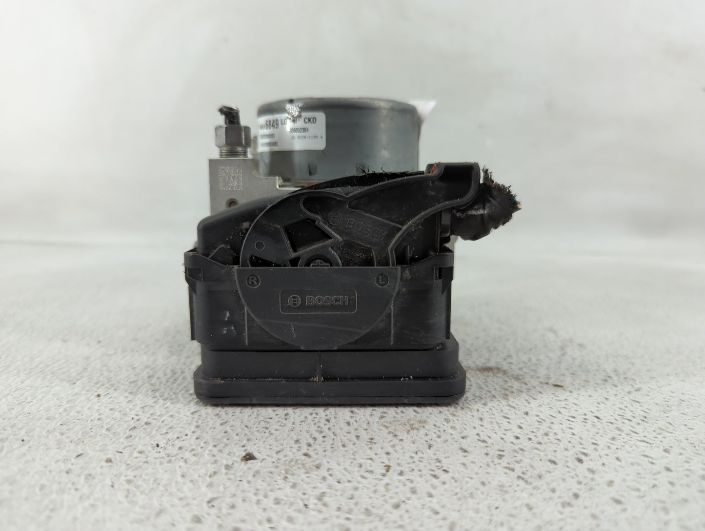 2018-2019 Chevrolet Equinox ABS Pump Control Module Replacement P/N:84646849 Fits Fits 2018 2019 2020 2021 OEM Used Auto Par