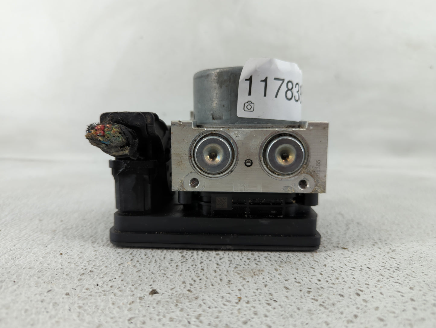2018-2019 Chevrolet Equinox ABS Pump Control Module Replacement P/N:84646849 Fits Fits 2018 2019 2020 2021 OEM Used Auto Par