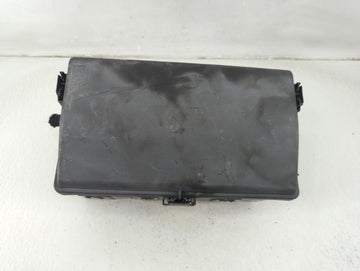 2018-2022 Chevrolet Equinox Fusebox Fuse Box Panel Relay Module P/N:812461952 84582317 Fits Fits 2018 2019 2020 2021 2022 OE