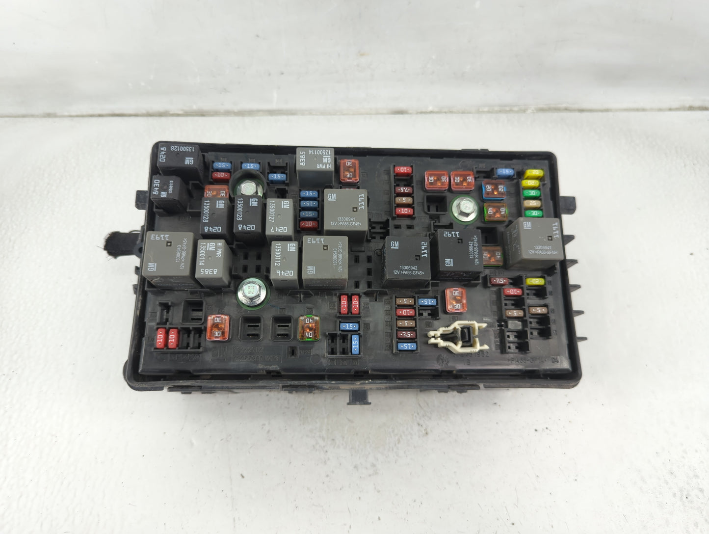 2018-2022 Chevrolet Equinox Fusebox Fuse Box Panel Relay Module P/N:812461952 84582317 Fits Fits 2018 2019 2020 2021 2022 OE