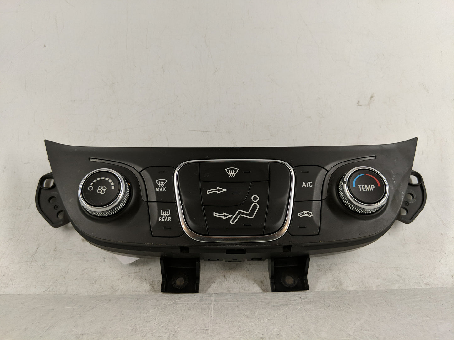 2019-2021 Chevrolet Equinox Climate Control Module Temperature AC/Heater Replacement P/N:84422503 Fits Fits 2019 2020 2021 O
