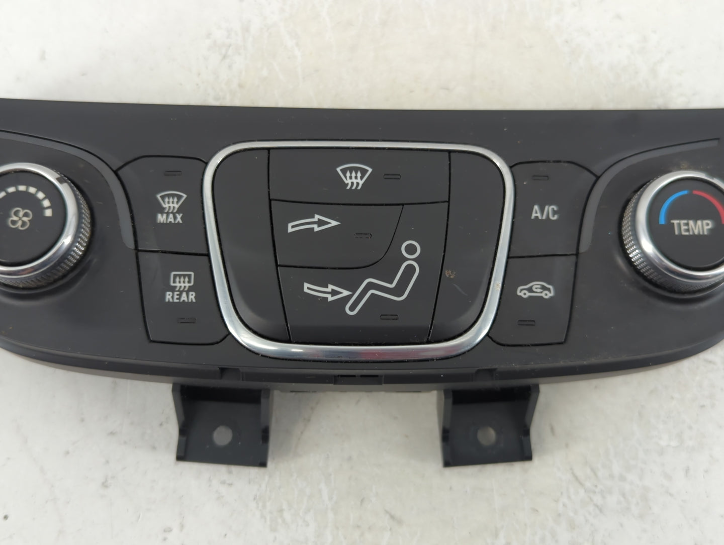 2019-2021 Chevrolet Equinox Climate Control Module Temperature AC/Heater Replacement P/N:884422503 Fits Fits 2019 2020 2021 