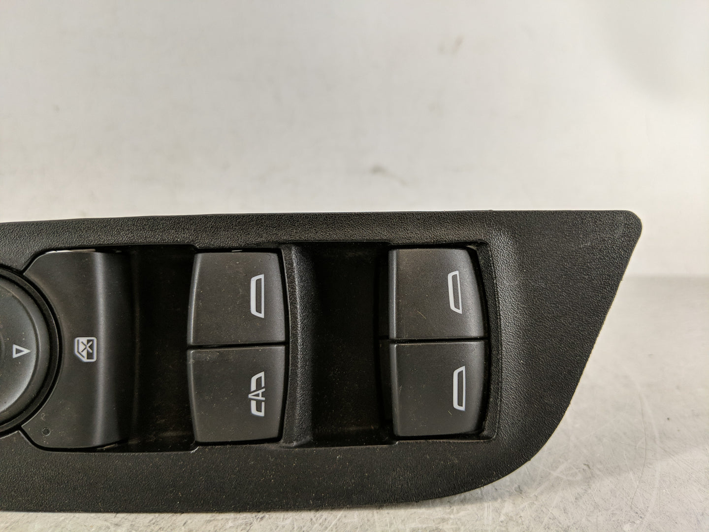 2018-2022 Chevrolet Equinox Master Power Window Switch Replacement Driver Side Left P/N:84139693 Fits OEM Used Auto Parts - 