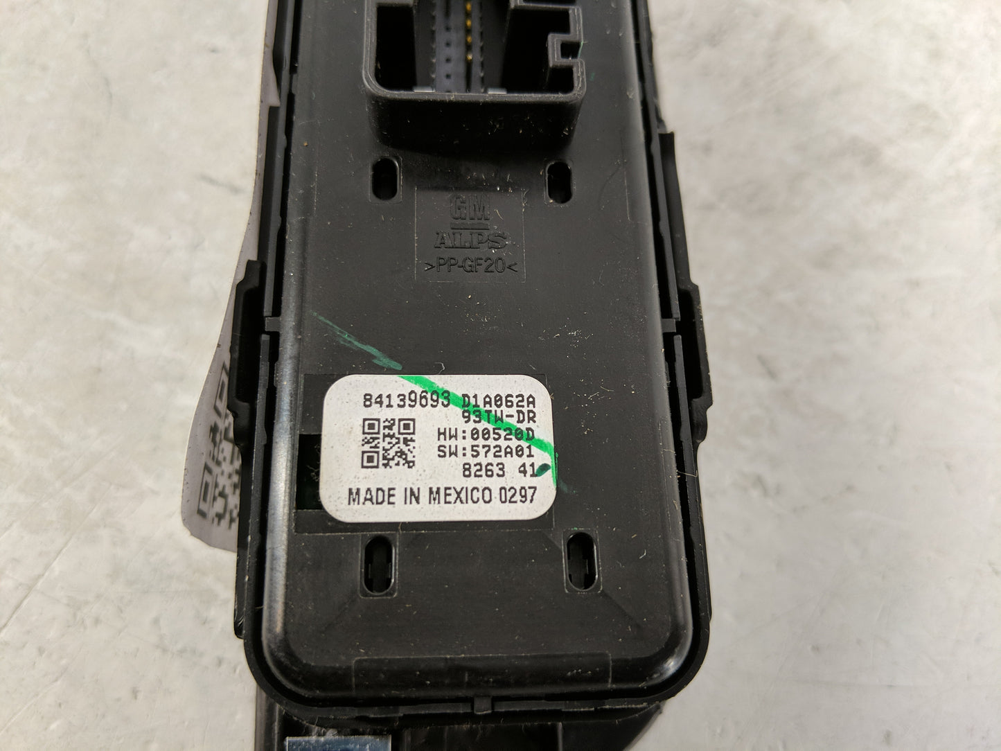 2018-2022 Chevrolet Equinox Master Power Window Switch Replacement Driver Side Left P/N:84139693 Fits OEM Used Auto Parts - 