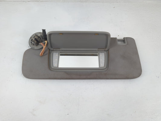2018-2019 Chevrolet Equinox Sun Visor Shade Replacement Driver Left Mirror Fits Fits 2018 2019 OEM Used Auto Parts - Oemused