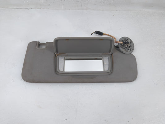 2018-2019 Chevrolet Equinox Sun Visor Shade Replacement Passenger Right Mirror Fits Fits 2018 2019 OEM Used Auto Parts - Oem