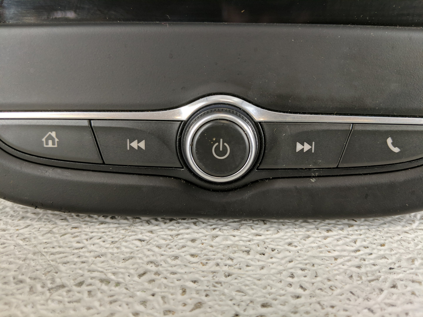 2019 Chevrolet Equinox Radio AM FM Cd Player Receiver Replacement P/N:84237724 Fits OEM Used Auto Parts - Oemusedautoparts1.