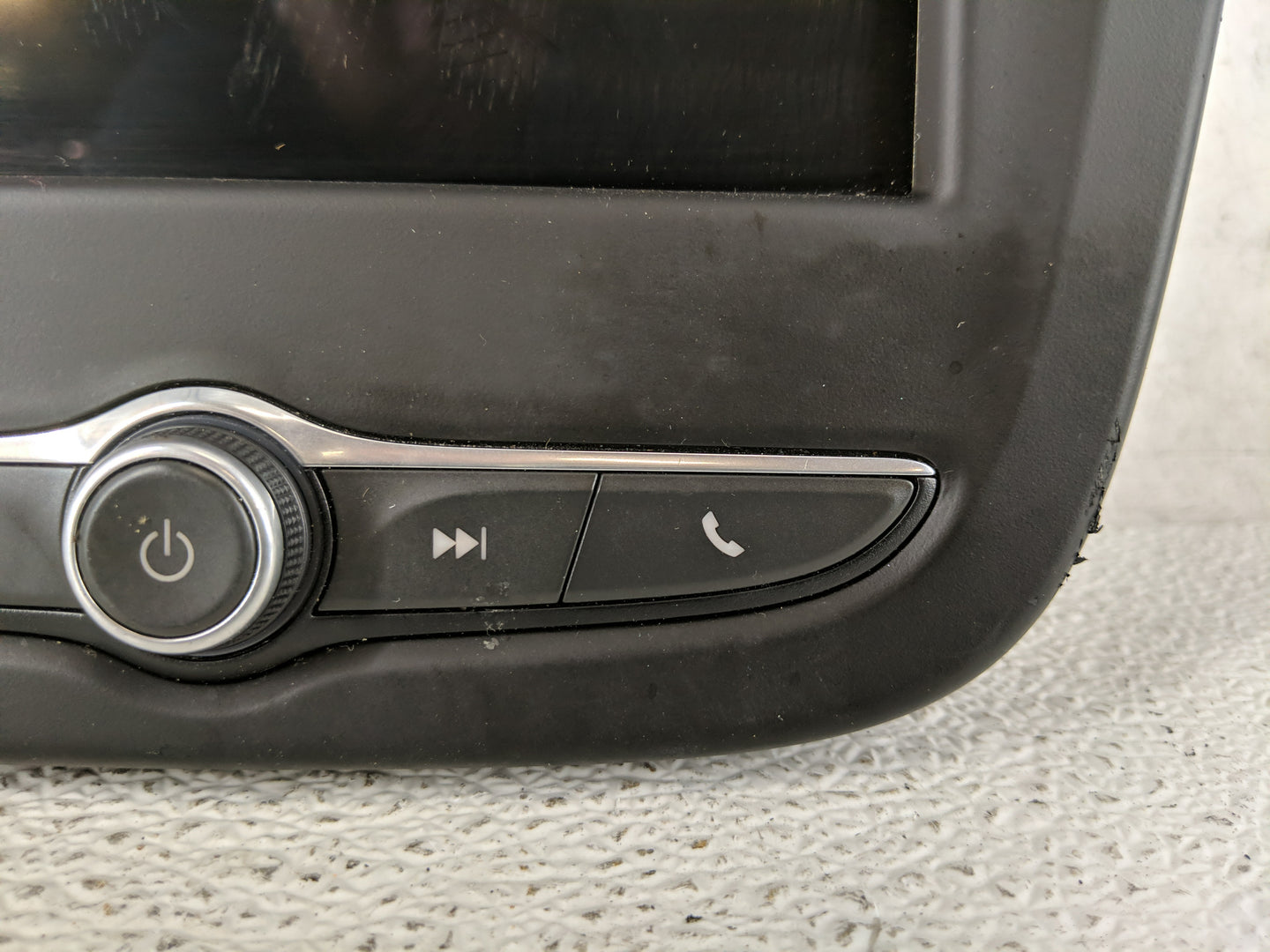 2019 Chevrolet Equinox Radio AM FM Cd Player Receiver Replacement P/N:84237724 Fits OEM Used Auto Parts - Oemusedautoparts1.