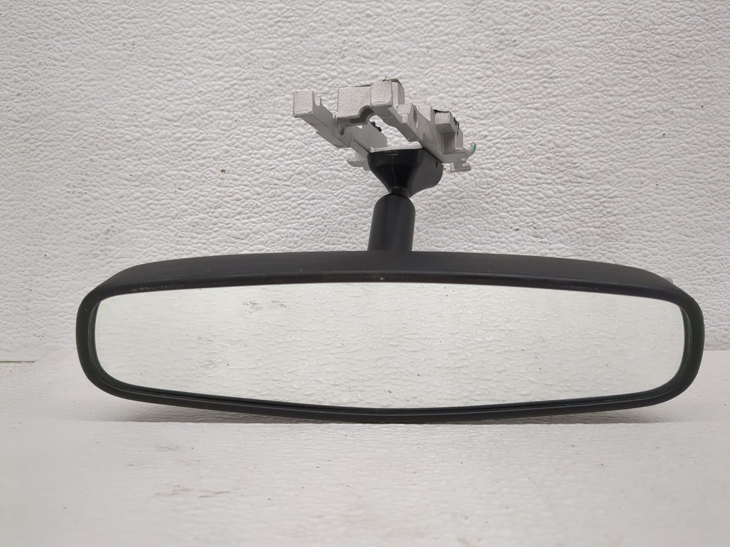 2018-2022 Chevrolet Equinox Interior Rear View Mirror Replacement OEM Fits OEM Used Auto Parts - Oemusedautoparts1.com