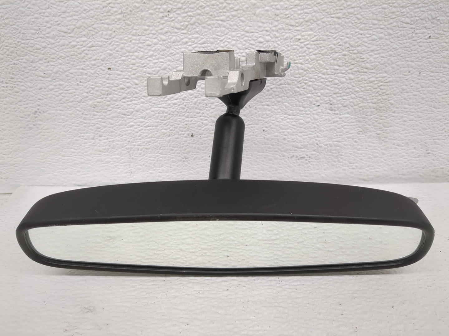 2018-2022 Chevrolet Equinox Interior Rear View Mirror Replacement OEM Fits OEM Used Auto Parts - Oemusedautoparts1.com