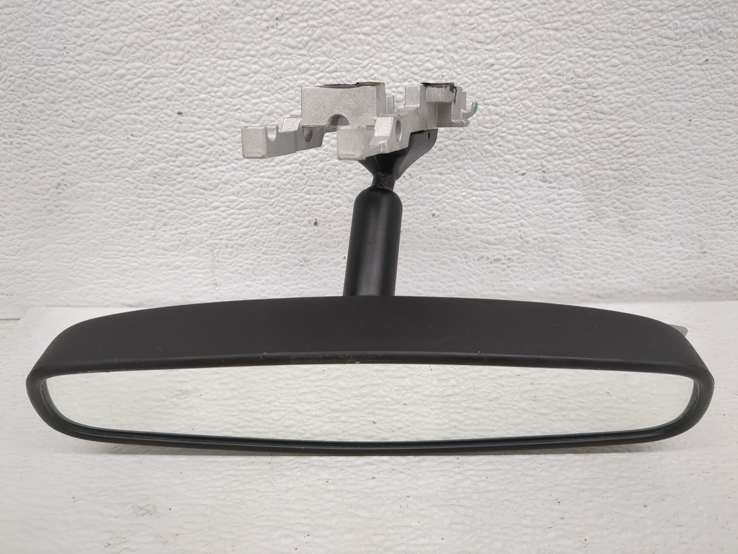 2018-2022 Chevrolet Equinox Interior Rear View Mirror Replacement OEM Fits OEM Used Auto Parts - Oemusedautoparts1.com