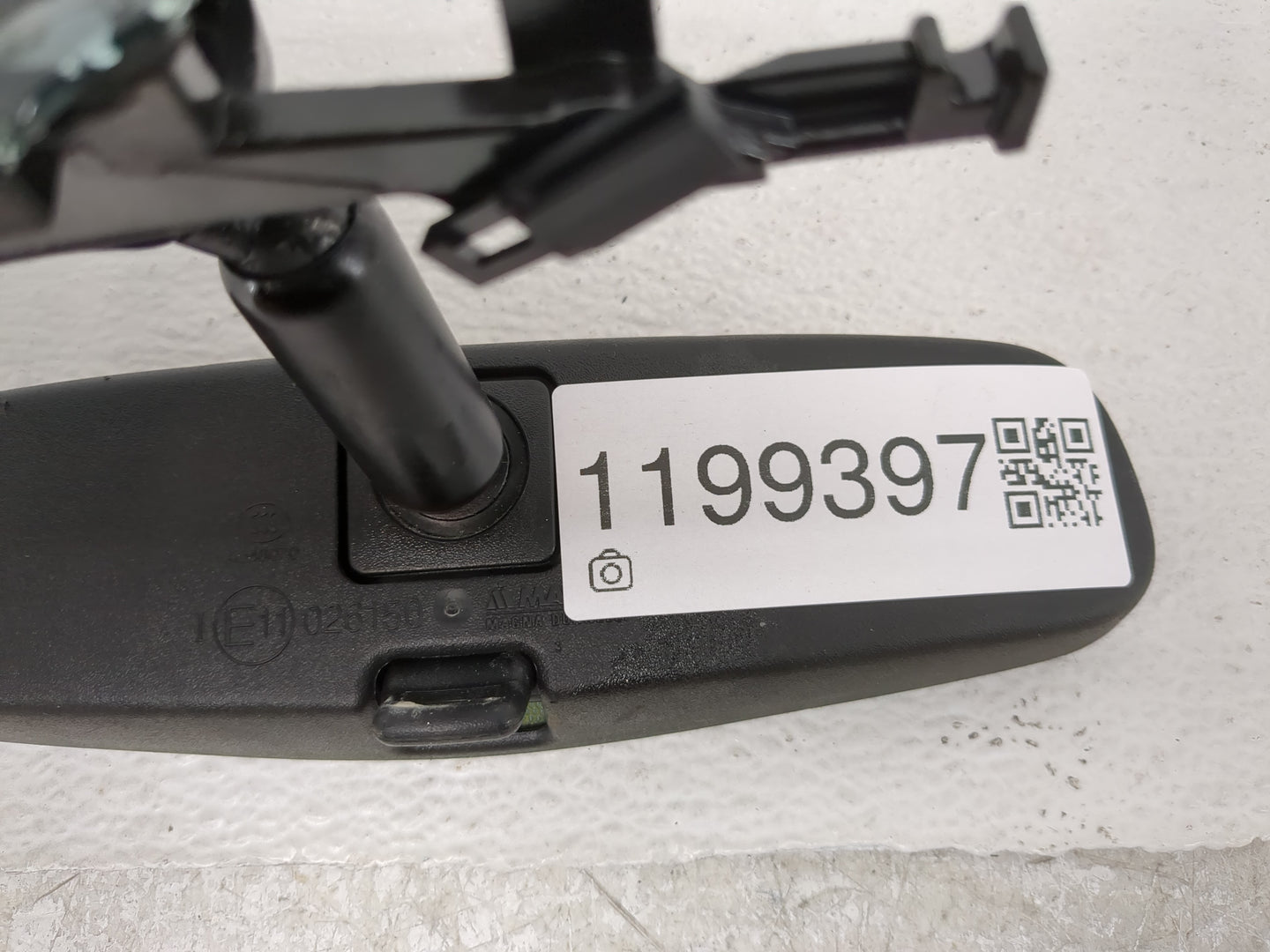 2018-2022 Chevrolet Equinox Interior Rear View Mirror Replacement OEM P/N:E11026150 Fits OEM Used Auto Parts - Oemusedautopa