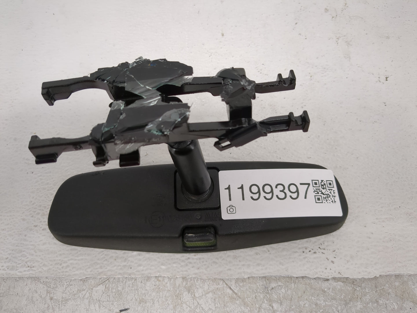 2018-2022 Chevrolet Equinox Interior Rear View Mirror Replacement OEM P/N:E11026150 Fits OEM Used Auto Parts - Oemusedautopa