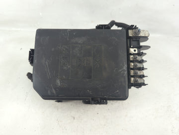 2018-2022 Chevrolet Equinox Fusebox Fuse Box Panel Relay Module Fits Fits 2018 2019 2020 2021 2022 OEM Used Auto Parts - Oem