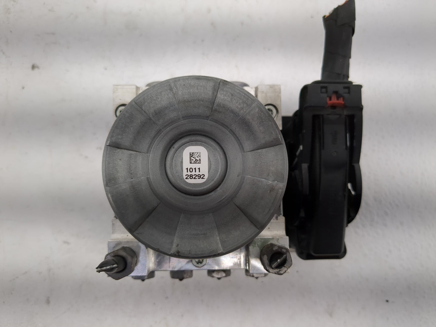 2018-2019 Chevrolet Equinox ABS Pump Control Module Replacement P/N:84825144 Fits Fits 2018 2019 OEM Used Auto Parts - Oemus