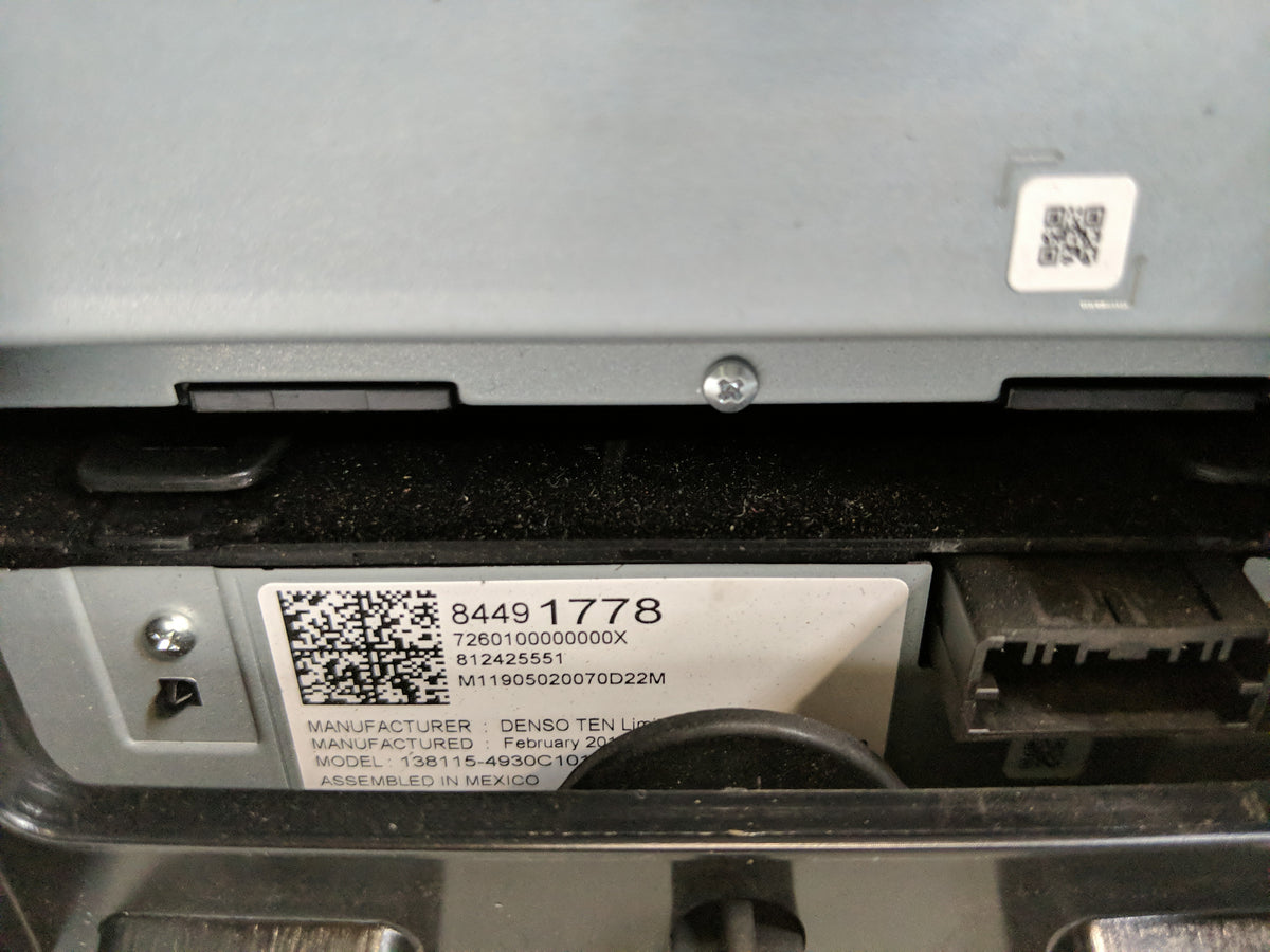 2019-2019 Chevrolet Equinox Information Radio Display Screen 1218941 - Oemusedautoparts1.com