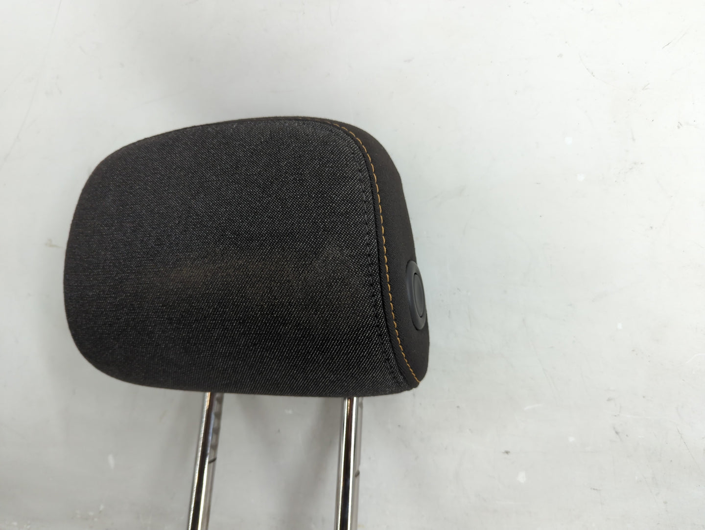 2019 Chevrolet Equinox Headrest Head Rest Rear Seat Fits OEM Used Auto Parts - Oemusedautoparts1.com