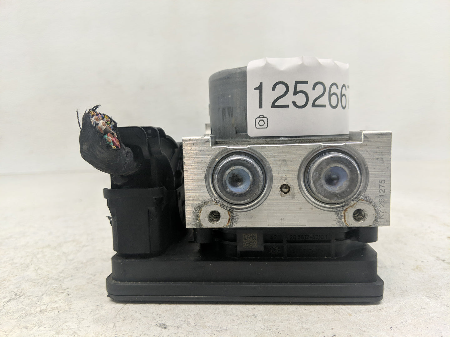 2018-2019 Chevrolet Equinox ABS Pump Control Module Replacement P/N:84560135 Fits Fits 2018 2019 2020 2021 OEM Used Auto Par