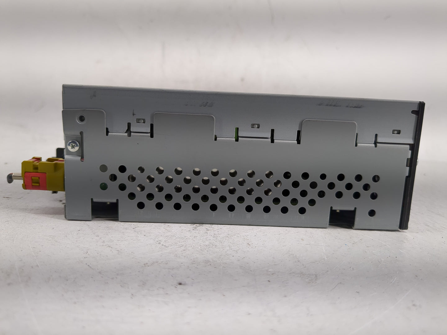 2019 Chevrolet Equinox Radio AM FM Cd Player Receiver Replacement P/N:84667778 Fits Fits 2020 2021 OEM Used Auto Parts - Oem