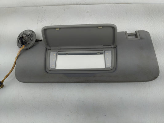 2018-2019 Chevrolet Equinox Sun Visor Shade Replacement Driver Left Mirror Fits Fits 2018 2019 OEM Used Auto Parts - Oemused