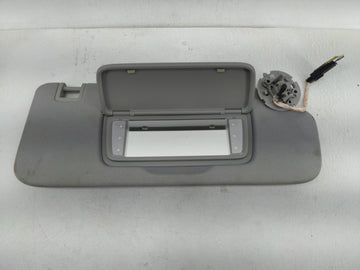 2018-2019 Chevrolet Equinox Sun Visor Shade Replacement Passenger Right Mirror Fits Fits 2018 2019 OEM Used Auto Parts - Oem