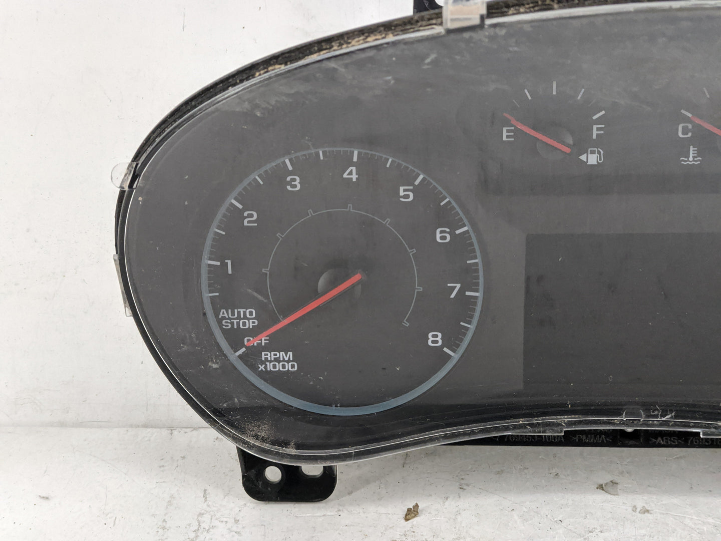 2019-2022 Chevrolet Equinox Instrument Cluster Speedometer Gauges P/N:84625643 Fits Fits 2019 2020 2021 2022 OEM Used Auto P