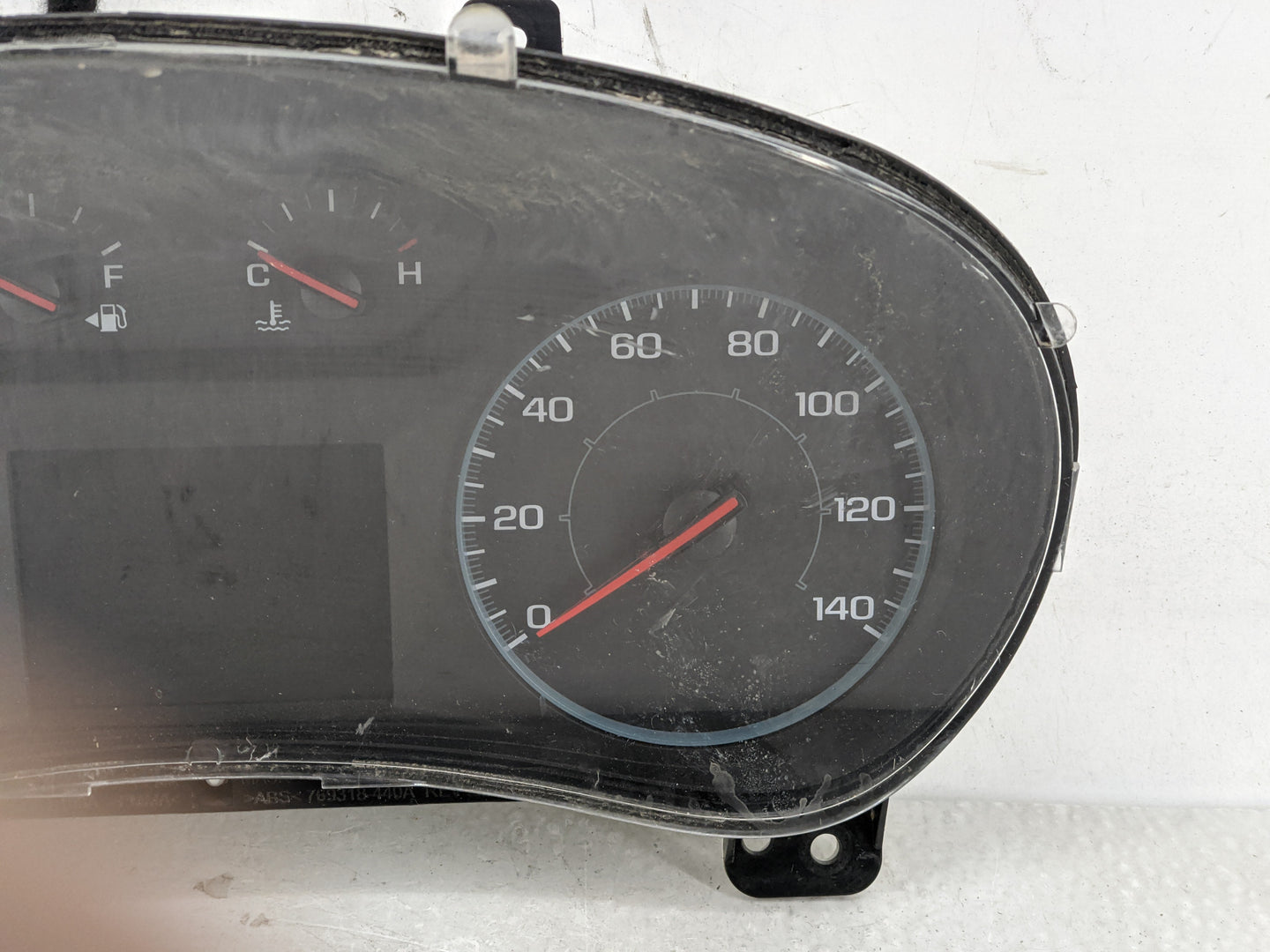 2019-2022 Chevrolet Equinox Instrument Cluster Speedometer Gauges P/N:84625643 Fits Fits 2019 2020 2021 2022 OEM Used Auto P